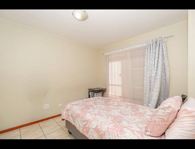 1 BEDROOM APARTMENT FOR SALE IN BLACKHEATH
